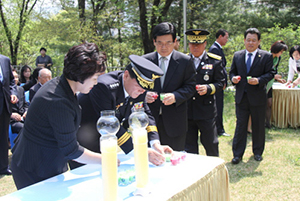 Hongcheon-gun (Gangwon-do) Municipal Chapter holds unification rally  at Mugunghwa Park