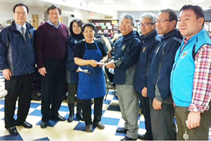 New York Municipal Chapter provides meals, rice, and pocket money to senior citizens living alone