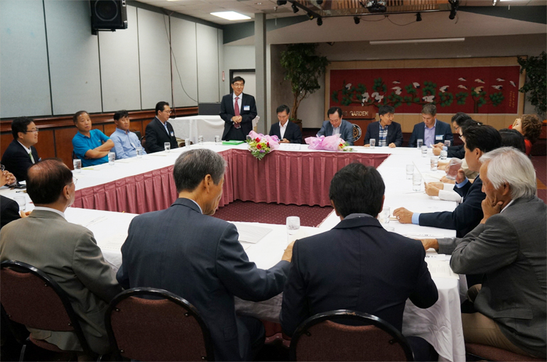 Meeting with the executive members of the Houston Municipal Chapter and overseas Koreans in the city (welcome message by Head Kwon Cheol-hee)