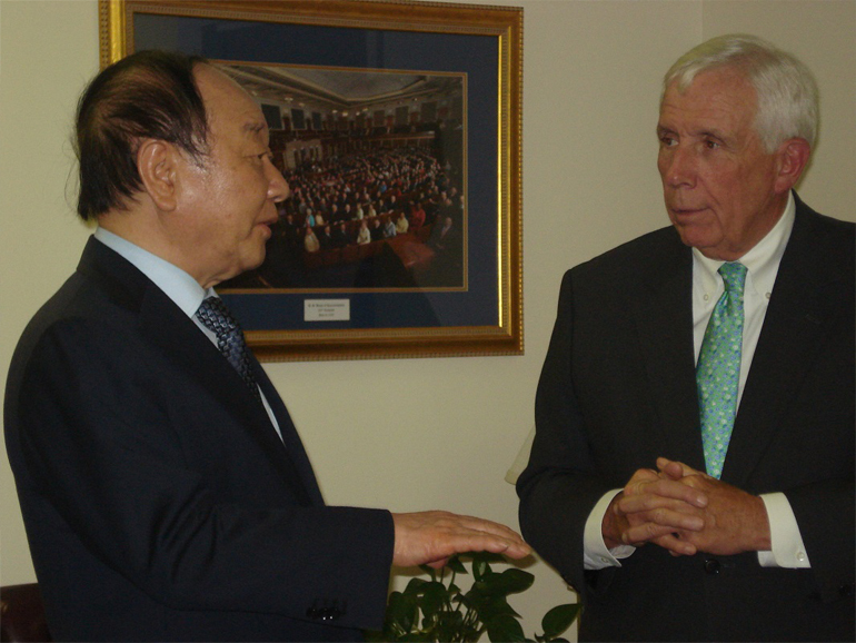 Visit to US Federal Congressman Frank R. Wolf, Aug. 19