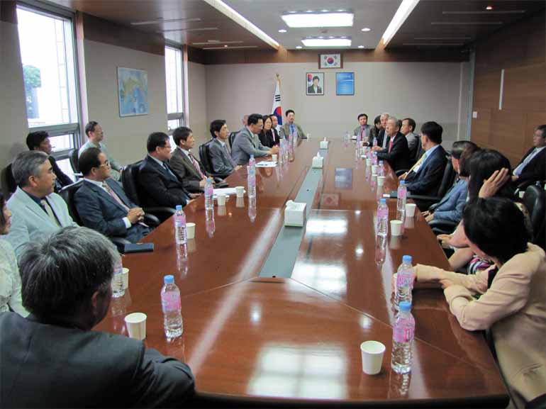 Meeting with Ambassador Lee Hyuk to the Philippines