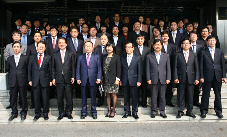 Hyun Kyung-dae Inaugurated as Executive Vice-chairperson of the 16th National Unification Advisory Council