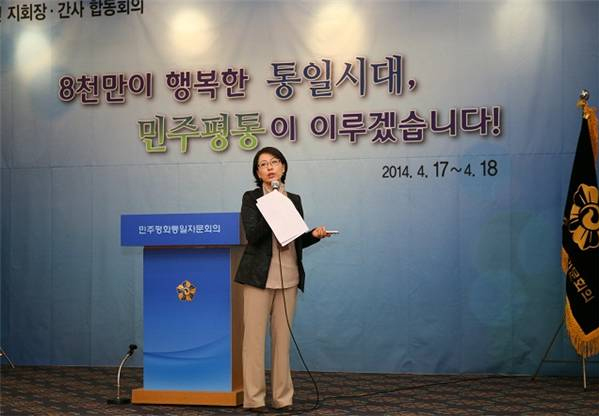 Kim Jae-suk explainshow to support North Korean refugees in finding jobs in South Korea