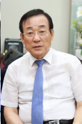 Dr.Baek Seong-gil said, ″Young North Korean refugees are rather small in stature due to malnutrition, and therefore, nutritional care is important for them. Regular health education is also required. Medical service will be regularly provided for them and more medical doctors will participate in the service on a volunteer basis.″ 