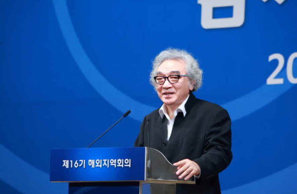 Kok Hak-chan, president of Seoul Arts Center