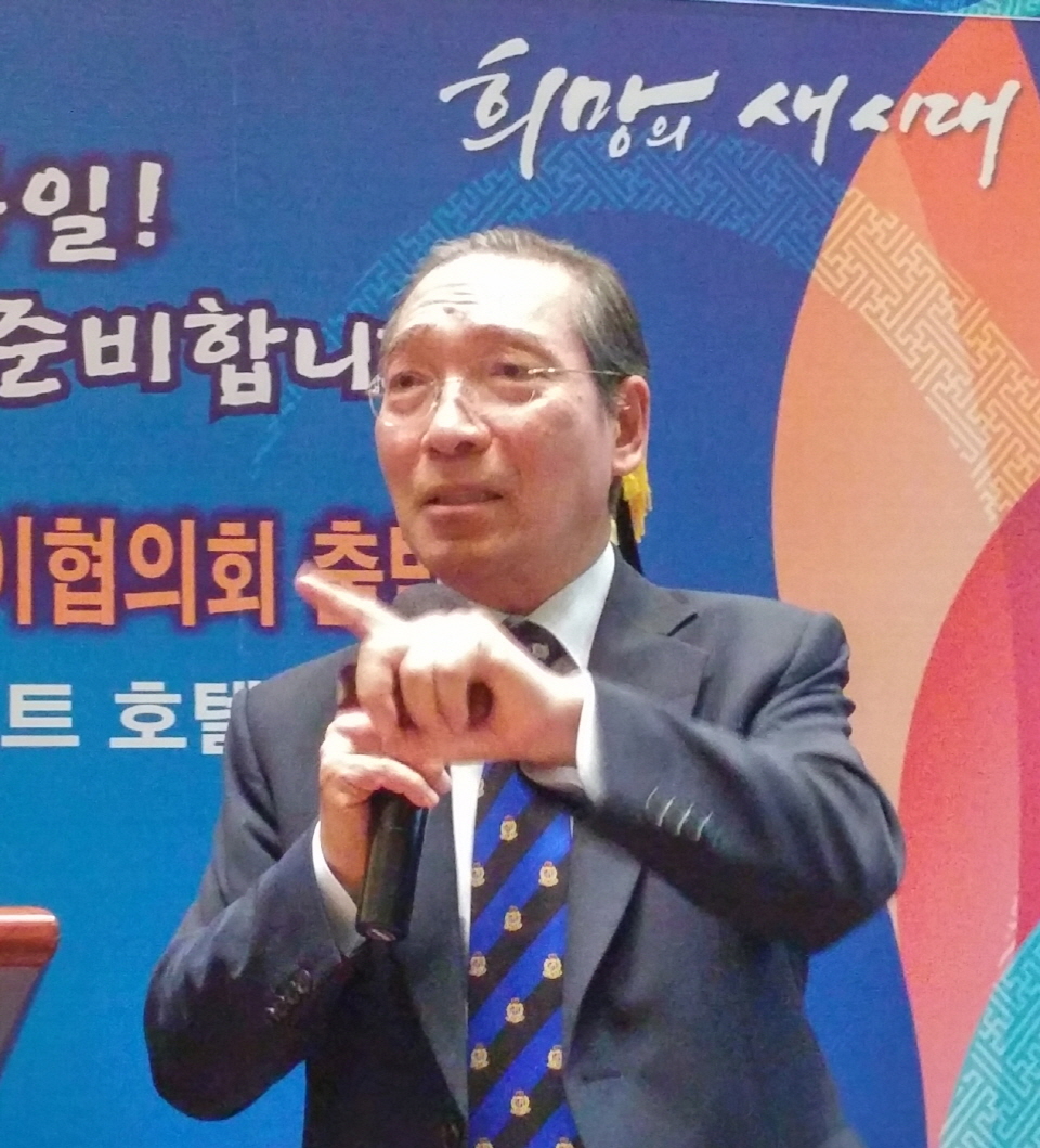 Lee Won-hyeong, former Korean Ambassador to Cambodia